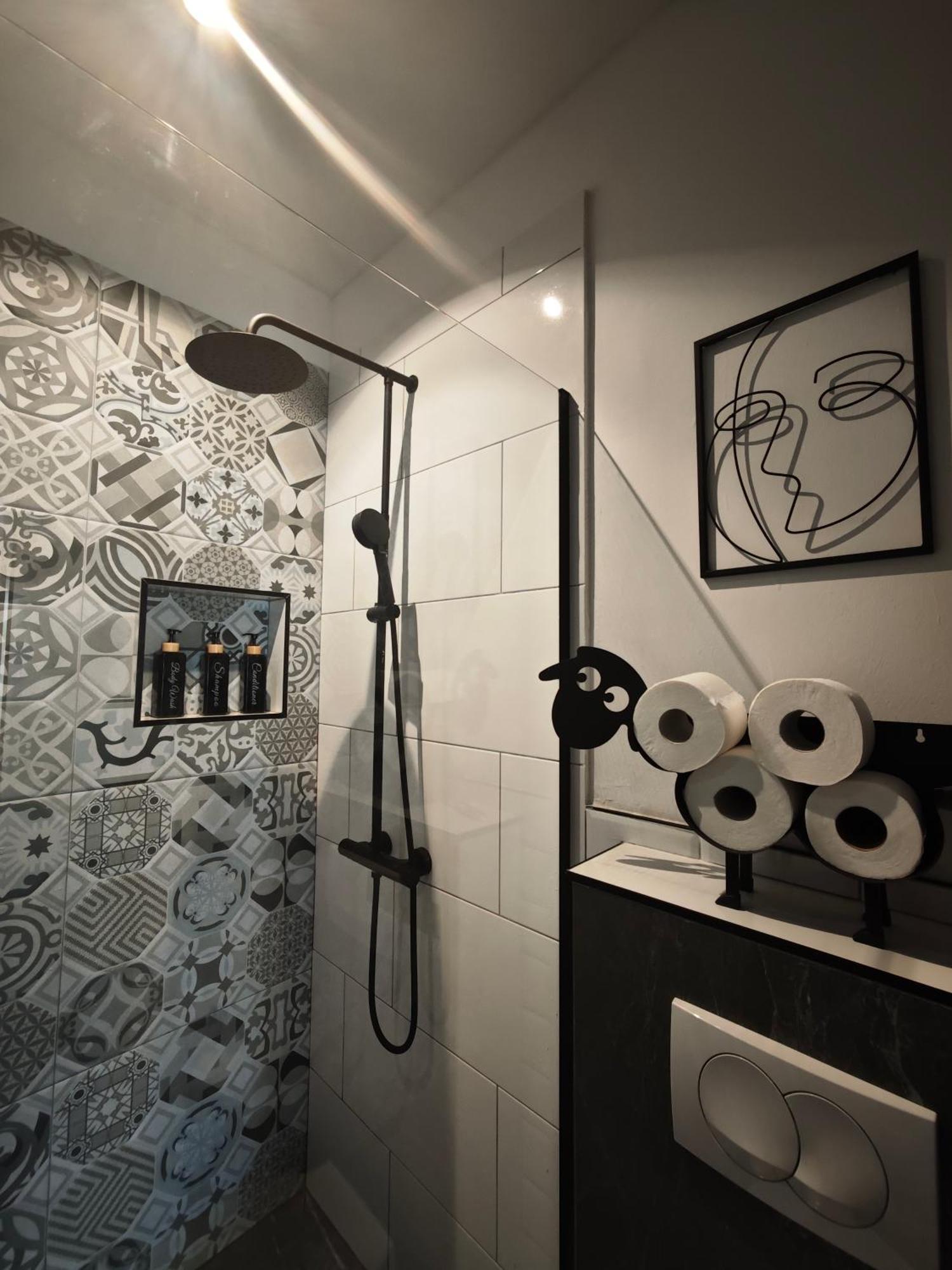 Deluxe Apartment And Studio "Nona Fa" ริเยกา ภายนอก รูปภาพ